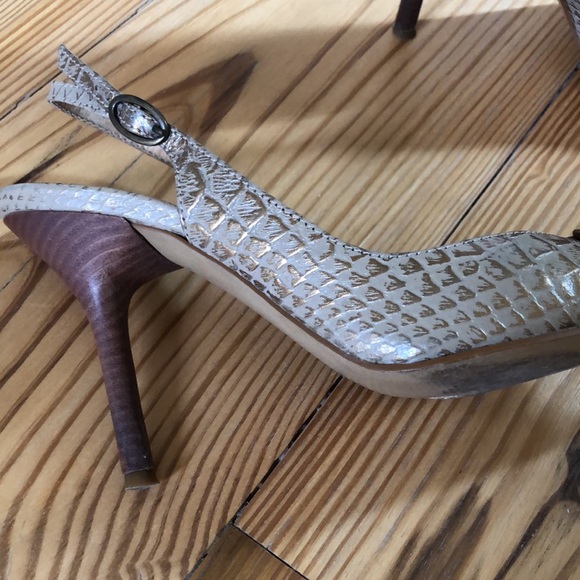 CARLOS metallic pale gold heels - Picture 4 of 5